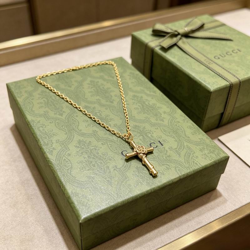 Gucci Necklace 08yxs09